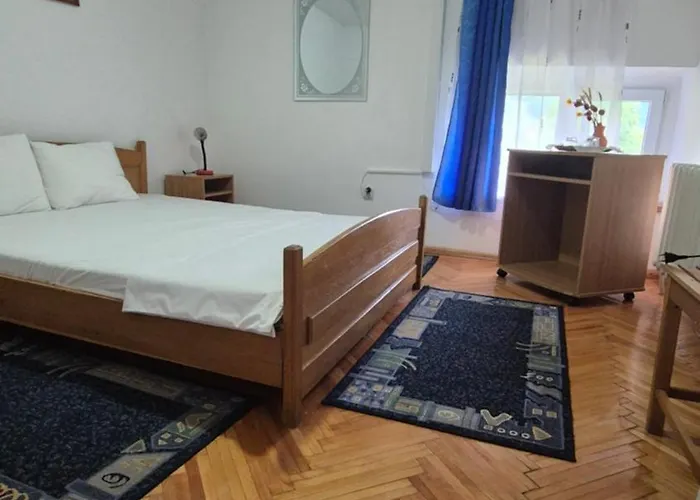Vila Crinilor Călimăneşti