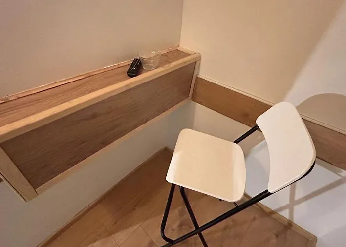 Central Accommodation Budget By Hr Bucharest