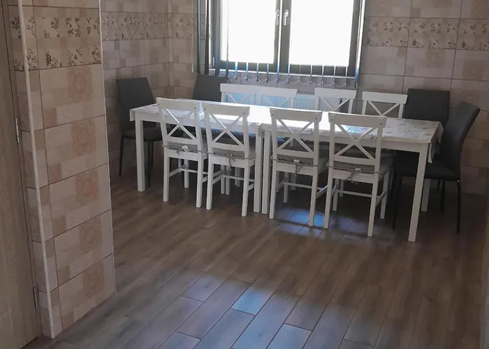 Apartamente Ambrus E Studio 21 Praid