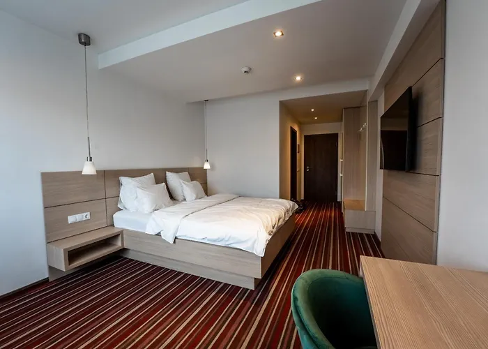 Hotel Oscar Câmpina