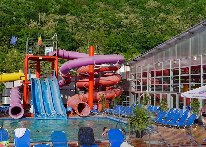 Complex Balnear Cozia - Corp Oltul Hotel Căciulata