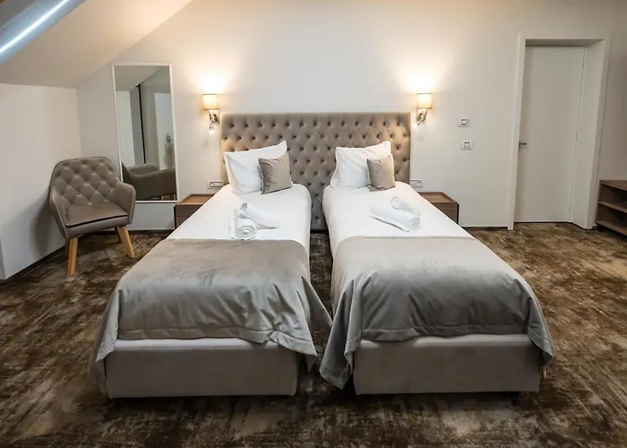 Alive Hotel Oradea
