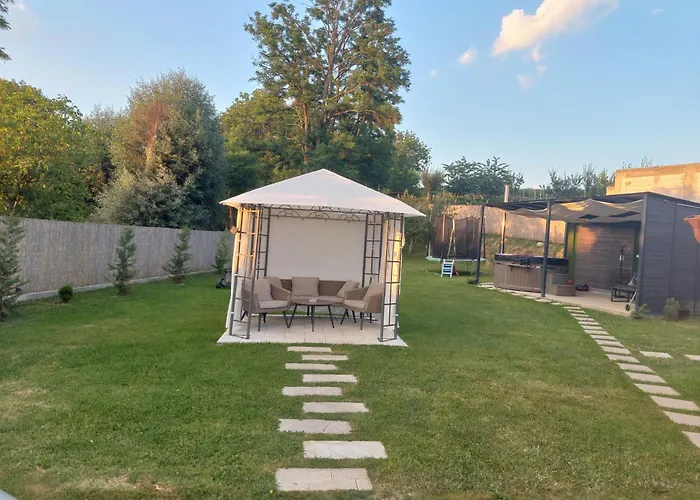 Curtea De Arges Hotels