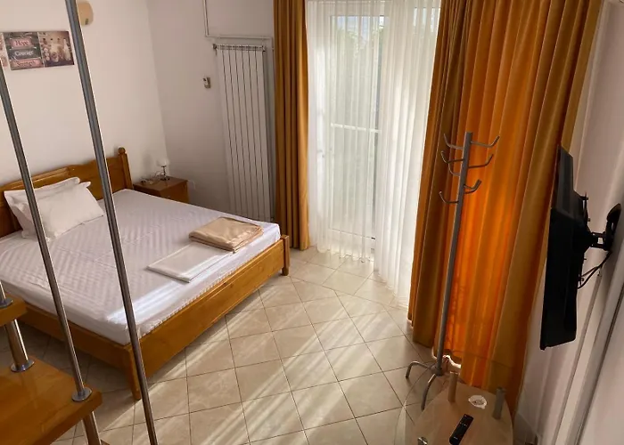 Emma And Armin Apartments & Garden Eforie Nord