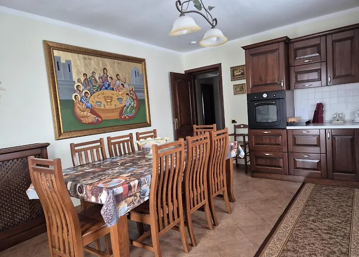 Pensiunea Select Curtea de Argeş