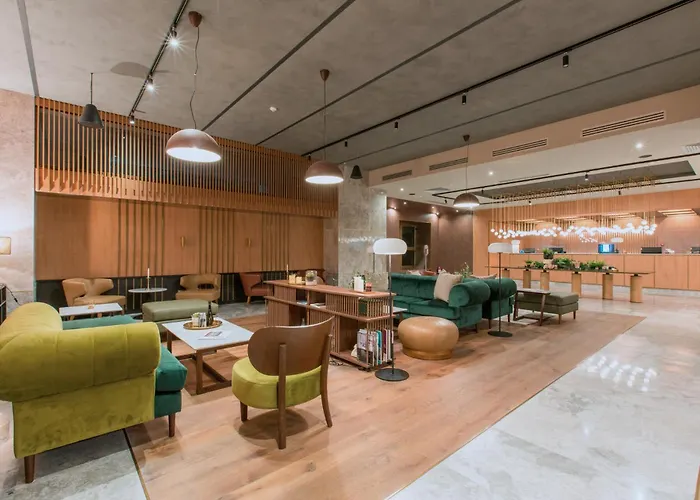 Topoloveni Hotels