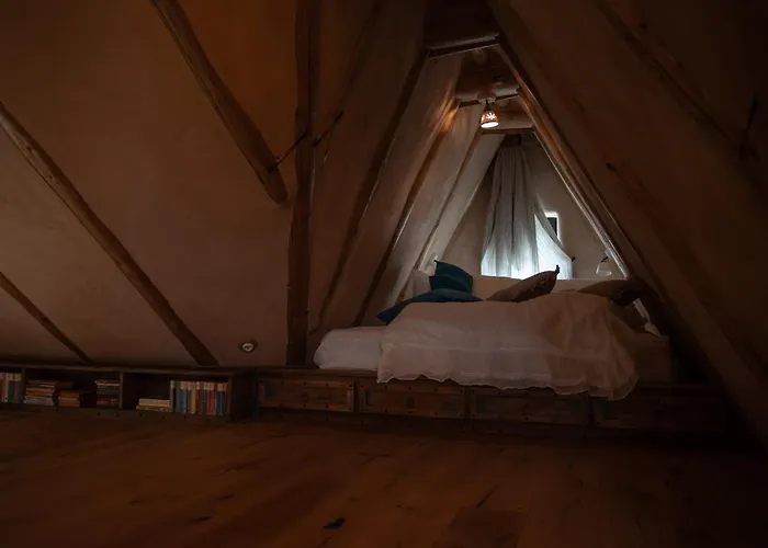 Castelul De Lut - Eco Boutique Guesthouse (Adults Only) Porumbacu de Sus