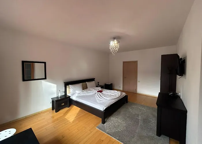 Pension La Noblesse Bucharest