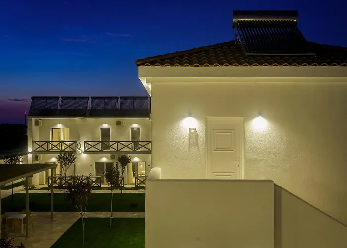 White Vama Veche Hotel