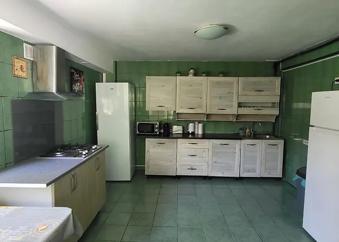 Casa Ana Serena Ieşelniţa