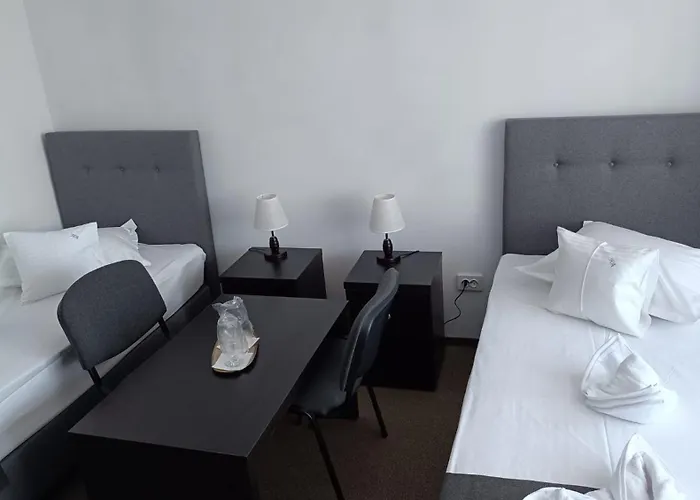 Hotel Lebăda Amara
