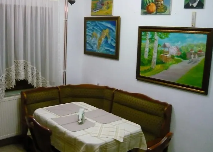 Boetiek Paintings Mario Appartement Boekarest