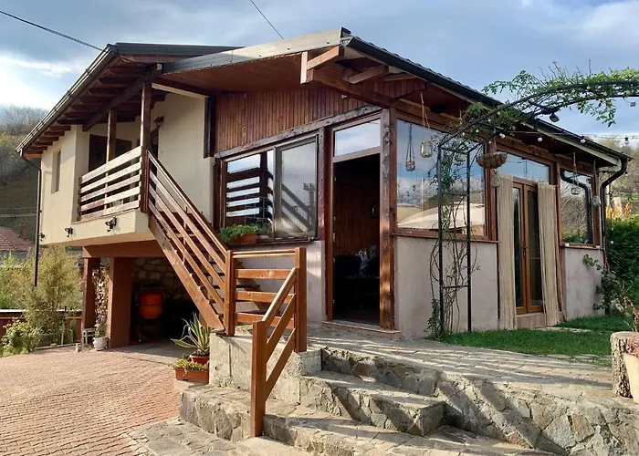 Casa cu Muri Târgu Ocna