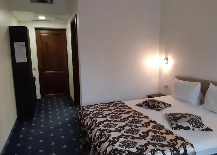 Birlad Hotels